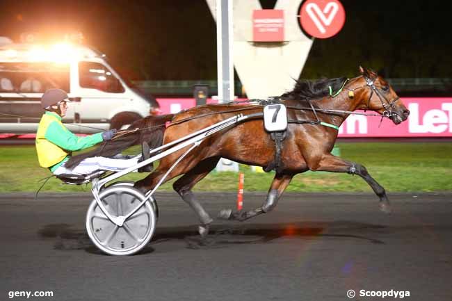 12/10/2022 - Vincennes - Championnat Europen des 3 ans : Arrive