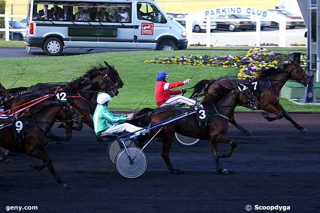 03/11/2022 - Vincennes - Prix de Picardie : Arrive