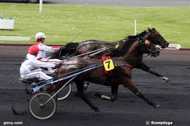 02/05/2022 - Vincennes - Prix du Rouergue : Arrive