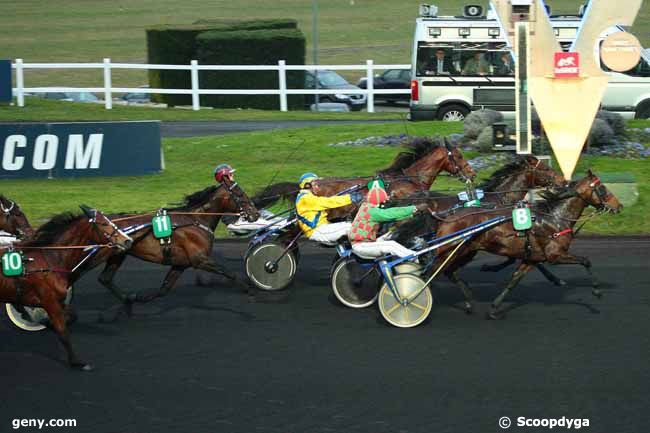 11/01/2023 - Vincennes - Prix de Croix : Arrive