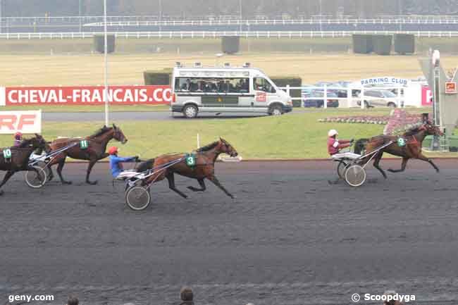 04/02/2023 - Vincennes - Prix de Bourg En Bresse : Arrive