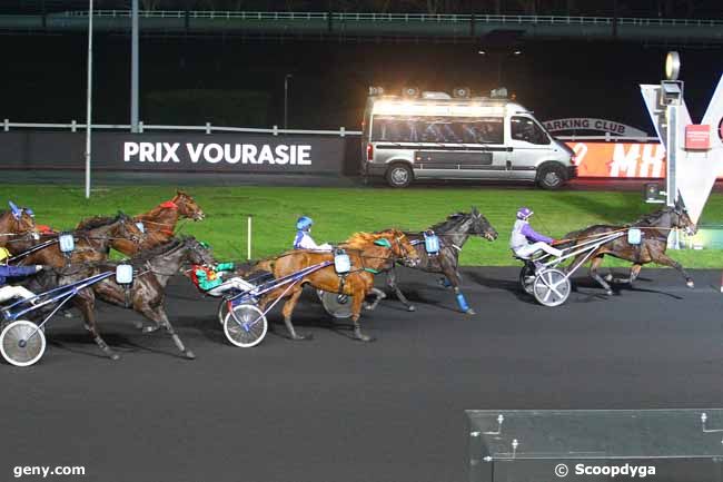 02/12/2022 - Vincennes - Prix Vourasie : Arrive